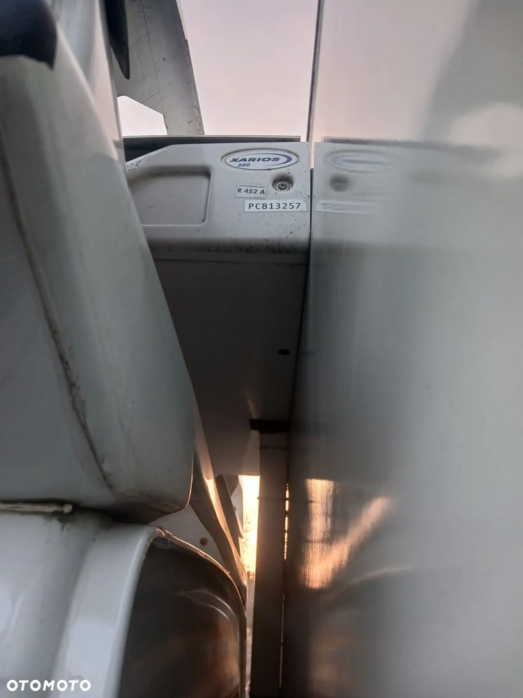 Iveco Daily 35C14 2.3 140 KM 2018r SALON Izoterma Chłodnia Mroźnia Agregat zasilanie zew. 250 tyś km - 20