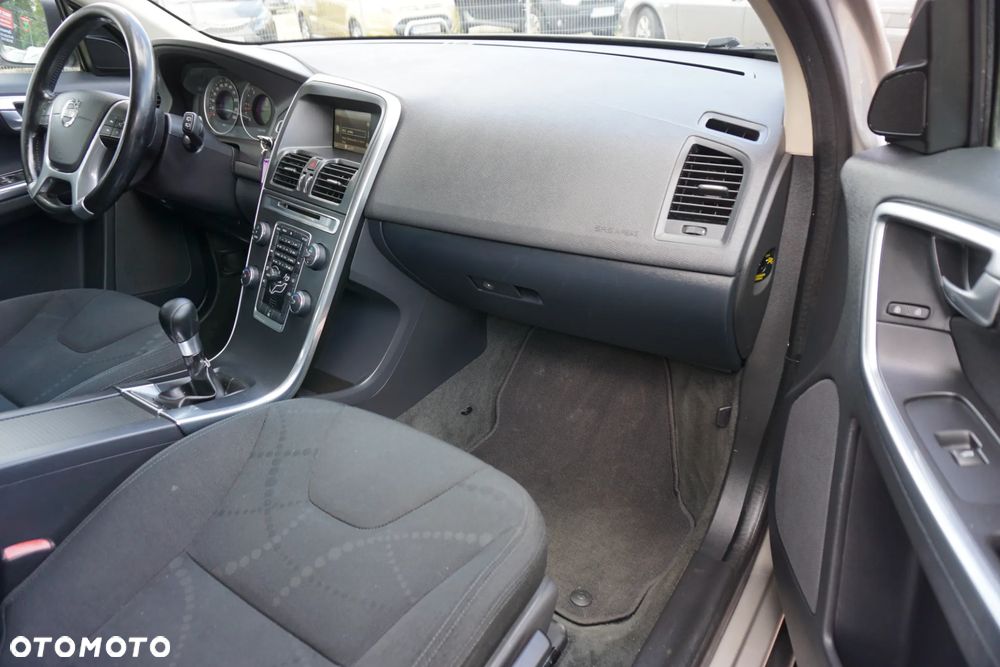 Volvo XC 60 D4 Kinetic - 15