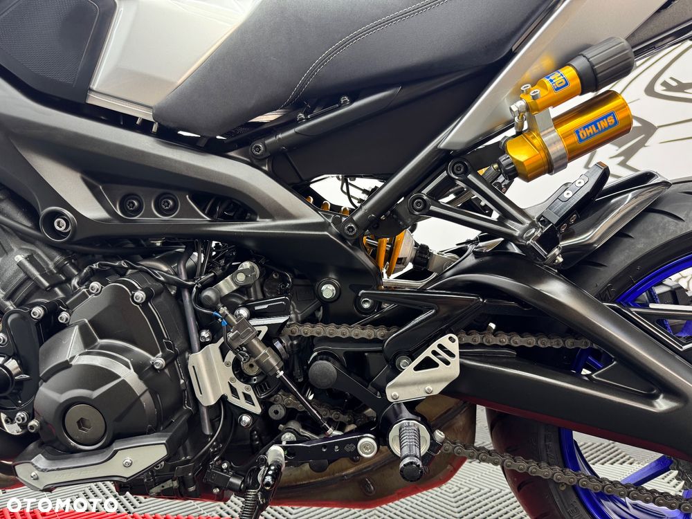 Yamaha MT - 17