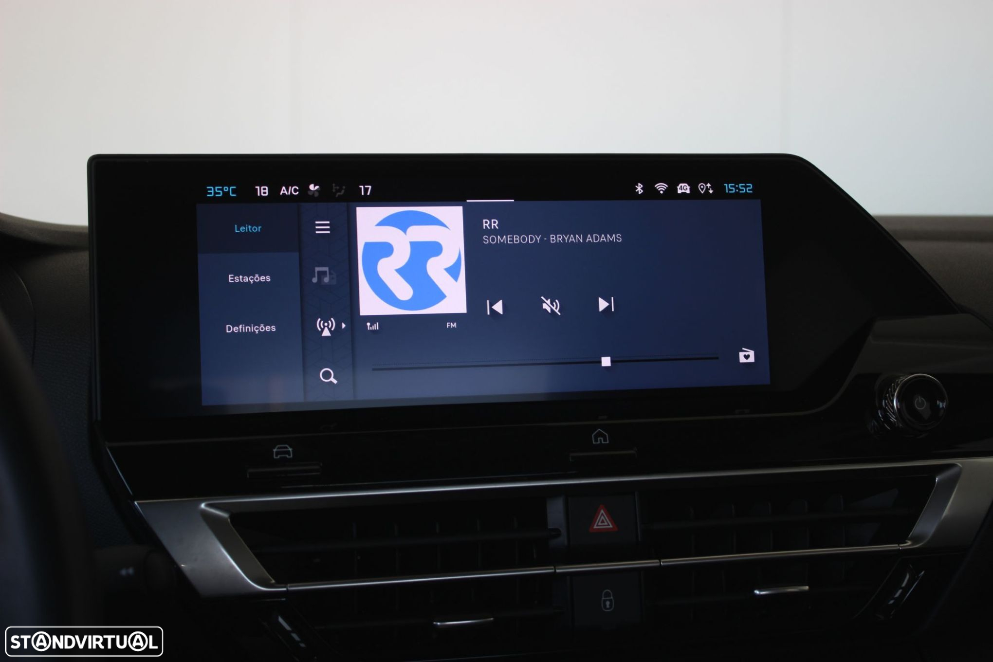 Citroën C4 X 1.2 PureTech Plus EAT8 - 23