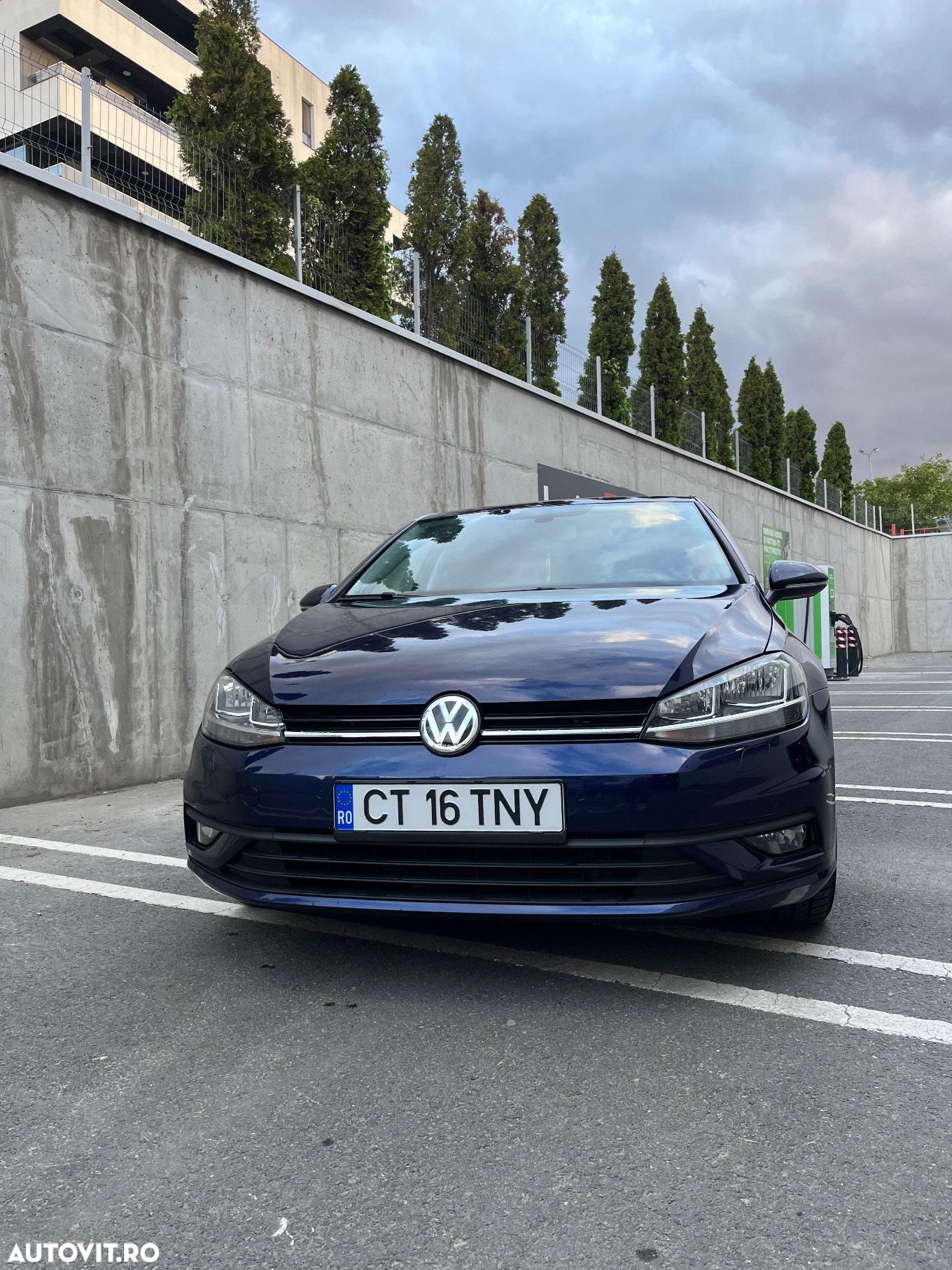 Volkswagen Golf 1.6 TDI Trendline - 3