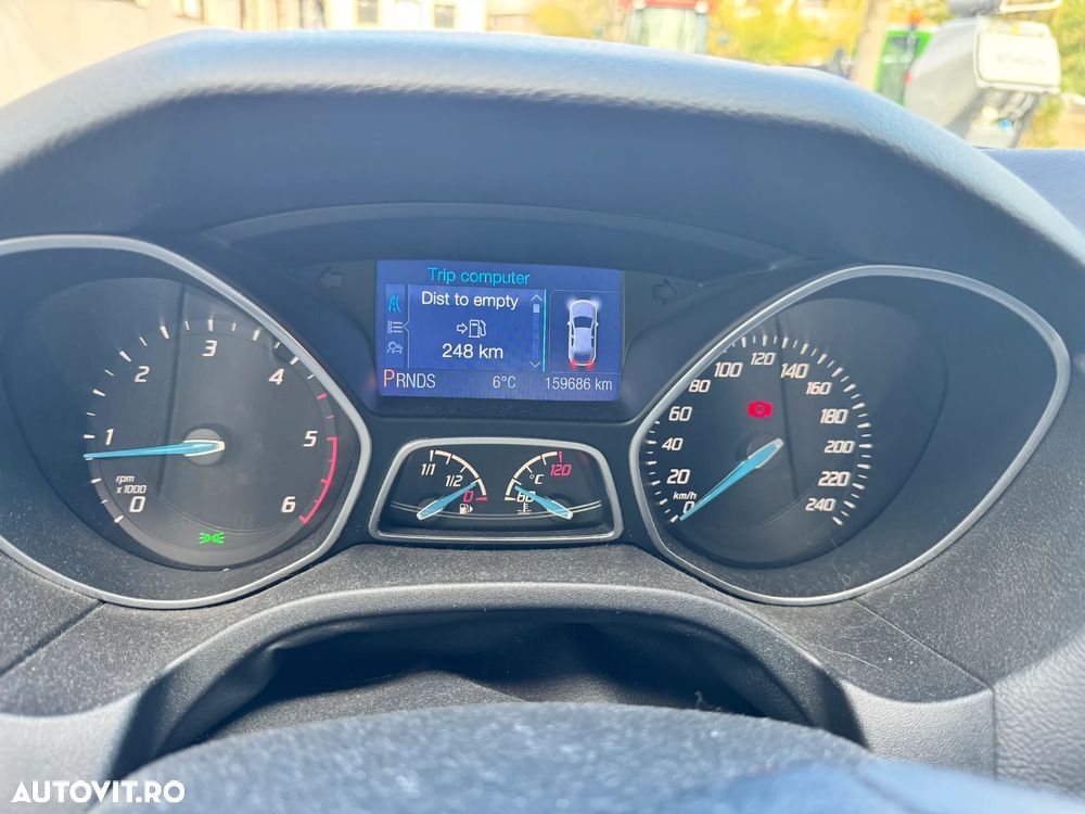 Ford Focus 2.0 TDCI DPF Aut. Titanium - 8