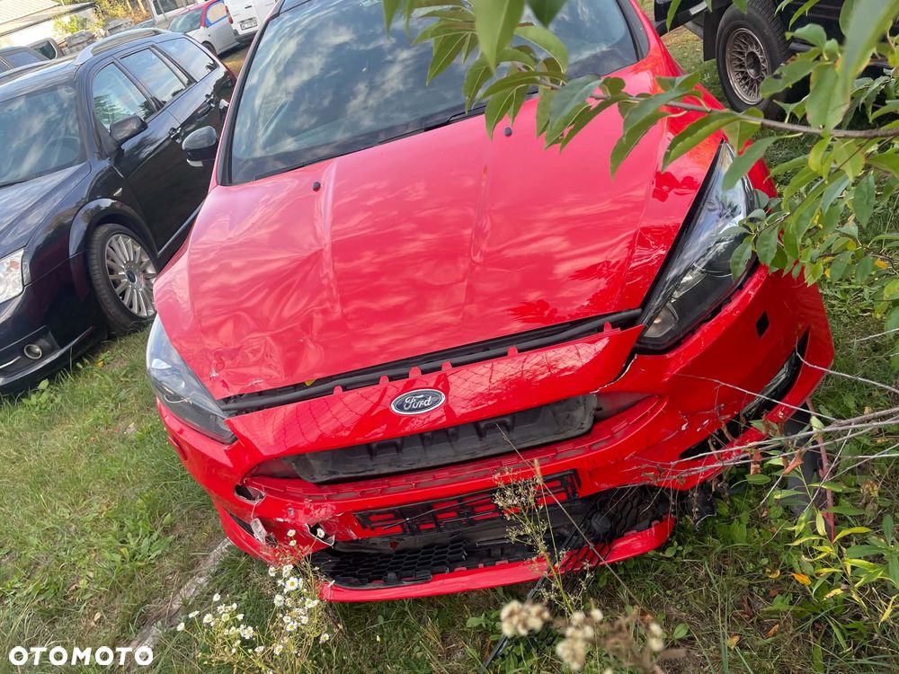 Ford Focus 2016 photo 2