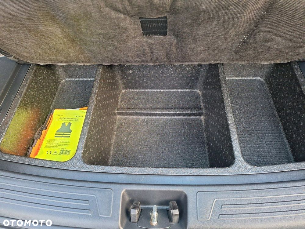 Hyundai ix35 1.7 CRDi 2WD Comfort - 23