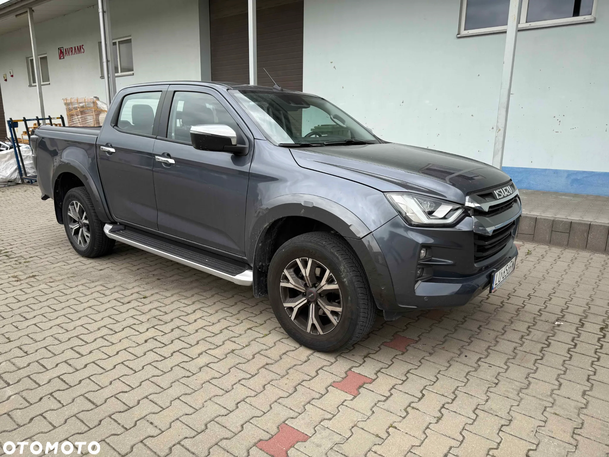 Isuzu D-MAX - 8