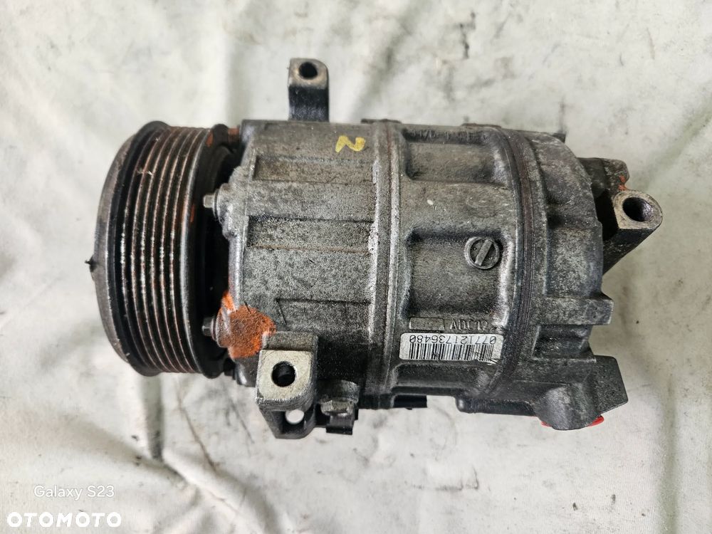 Sprężarka kompresor klimatyzacji Renault Laguna 3 III 2,0 DCI 8200561276B - 1