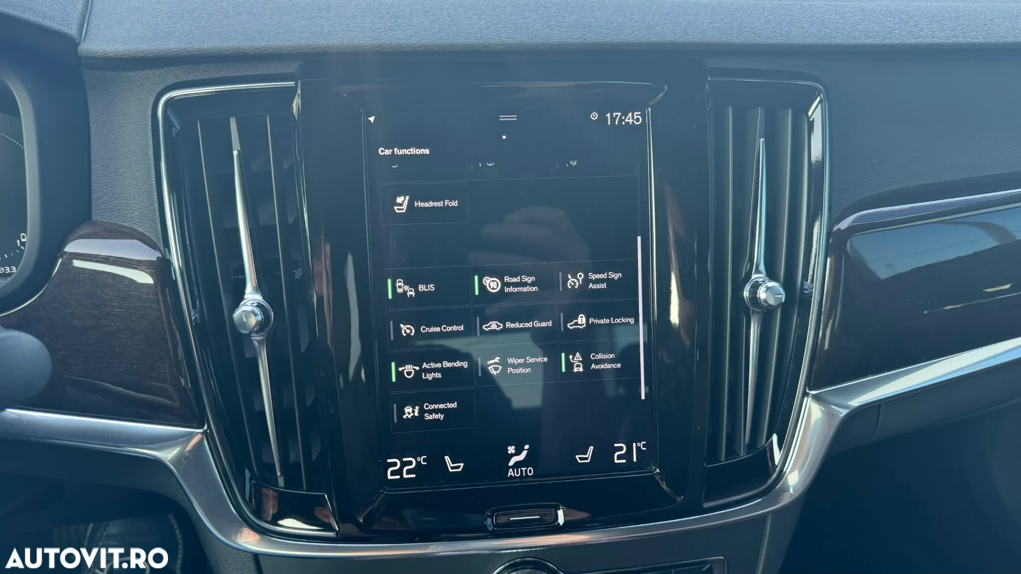 Volvo S90 - 20