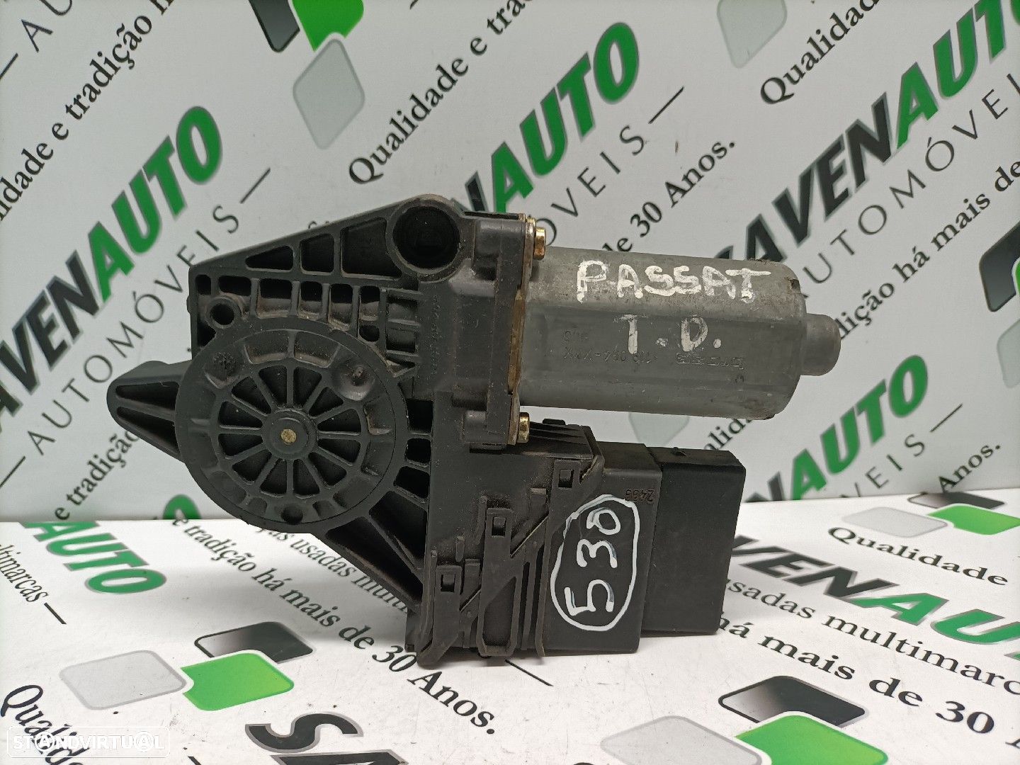 Motor Elevador Trás Direito Volkswagen Passat (3B3) - 1