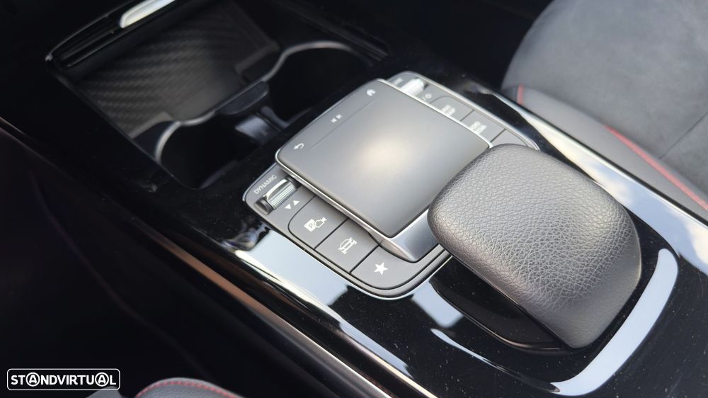 Mercedes-Benz CLA 200 d Shooting Brake AMG Line Aut. - 35