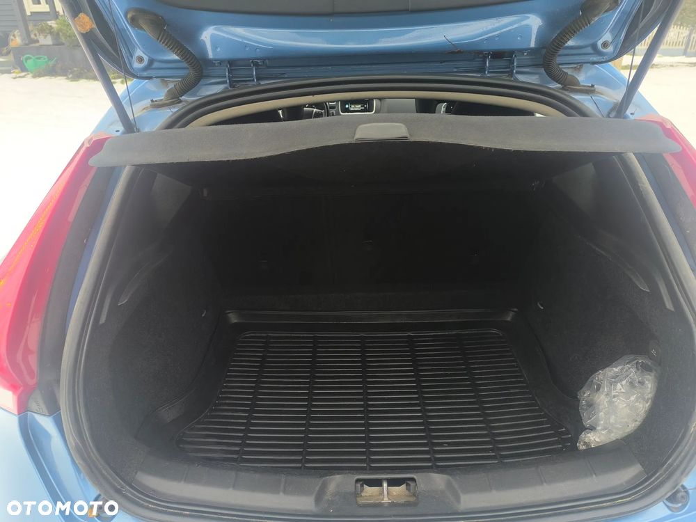 Volvo V40 D4 Summum - 5