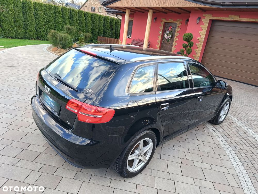 Audi A3 Sportback 2.0 TDI Ambiente - 19