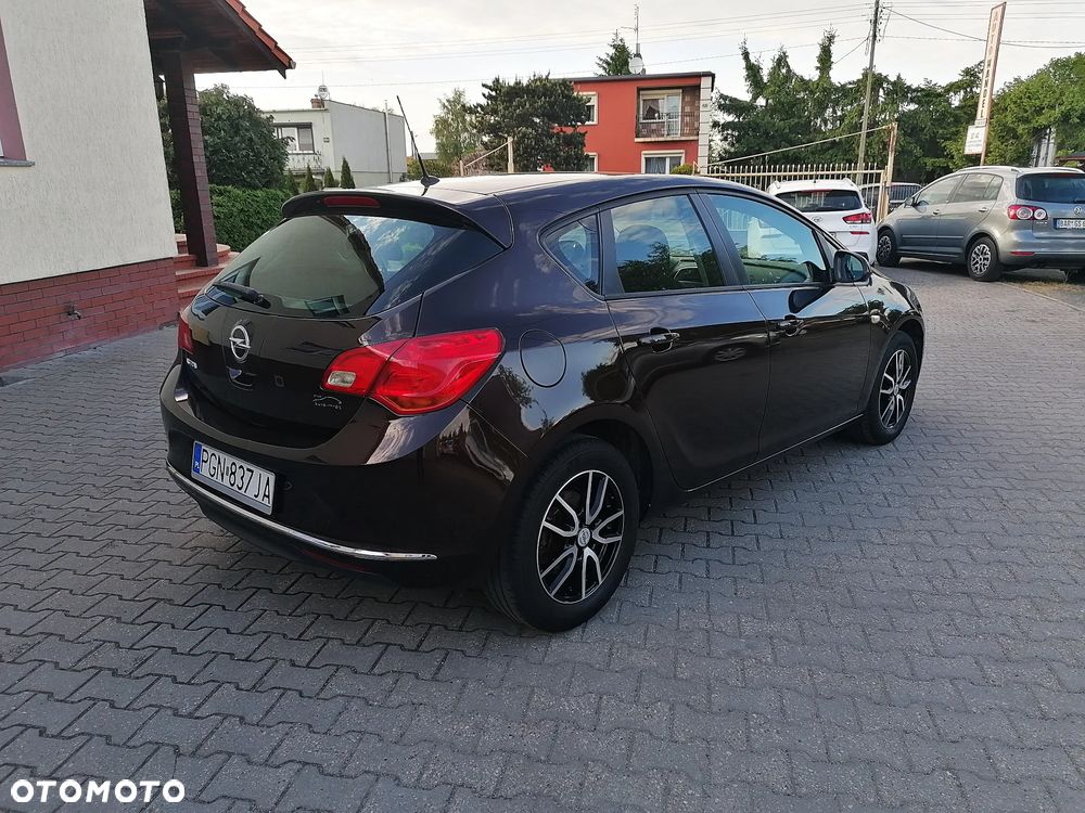 Opel Astra - 8
