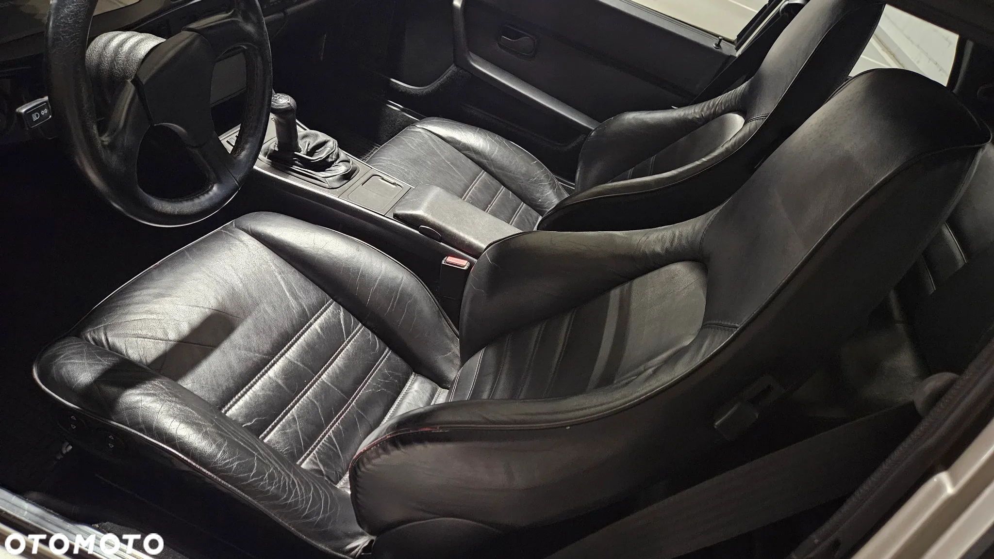 Porsche 944 2.5 Turbo - 18