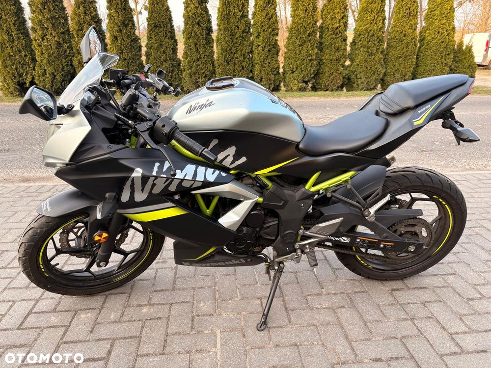Kawasaki Ninja - 4