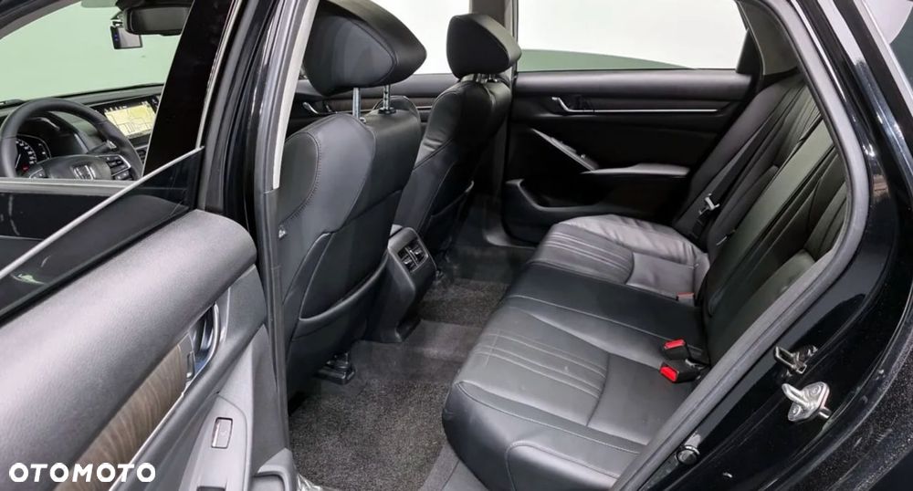 Honda Accord - 11