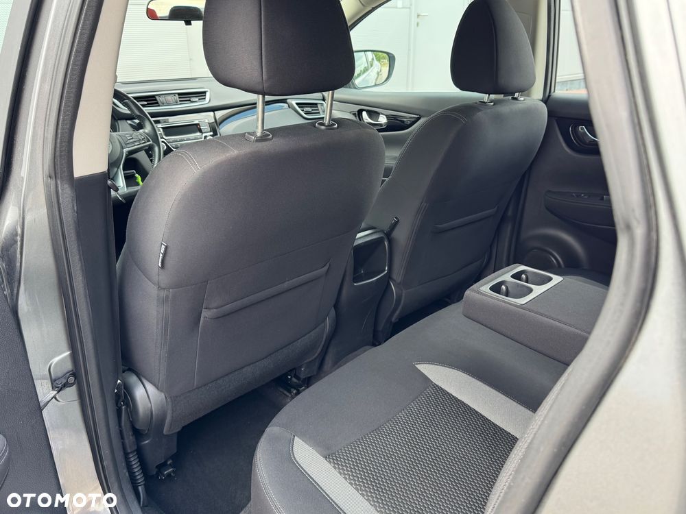 Nissan Qashqai 1.2 DIG-T N-Connecta Xtronic - 7