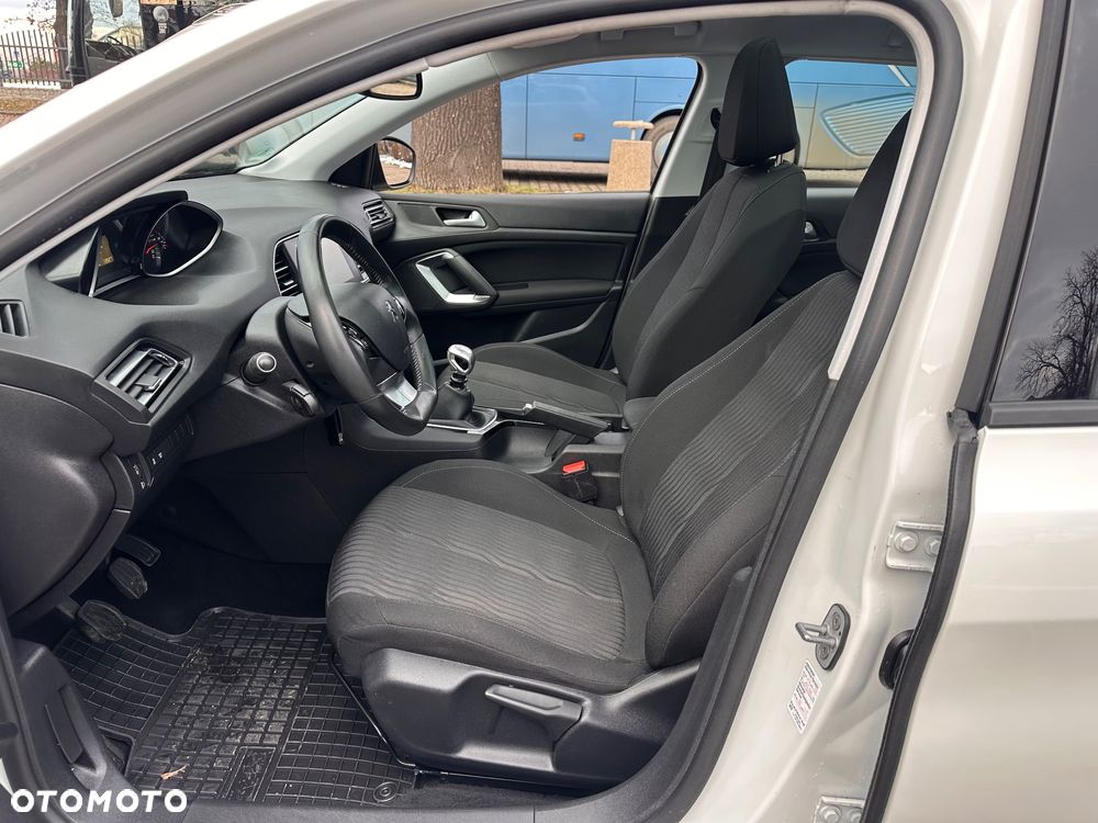Peugeot 308 BlueHDi FAP 120 Stop&Start Active - 14