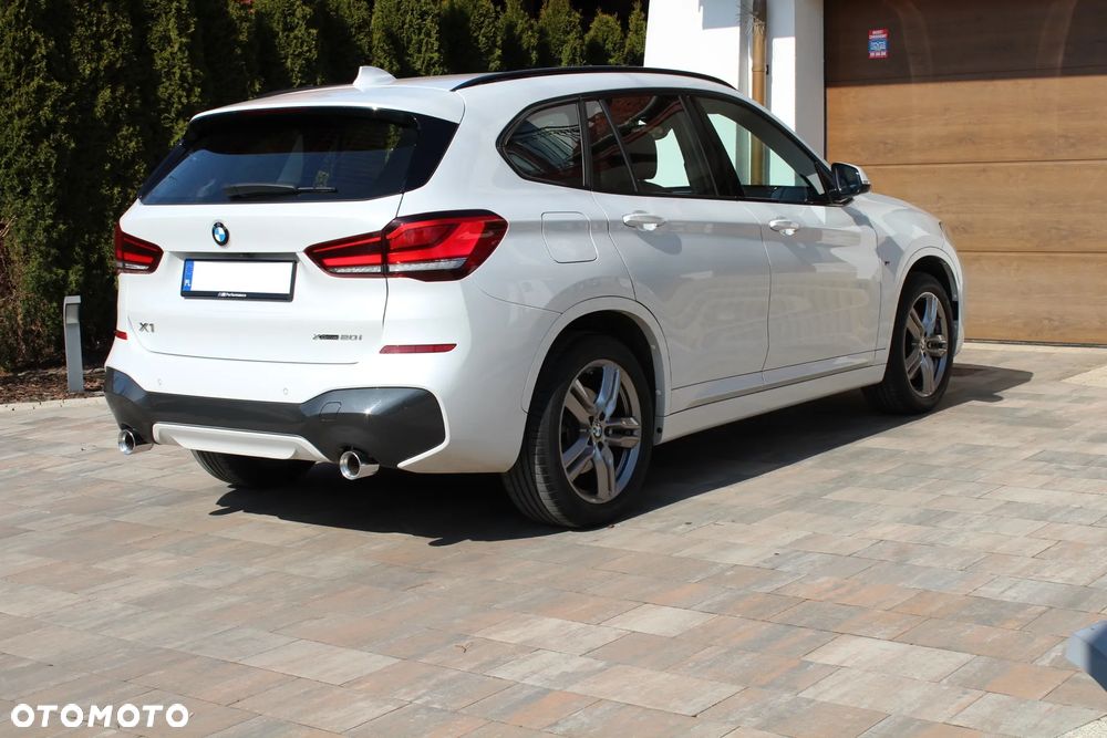 BMW X1 xDrive20i M Sport - 5