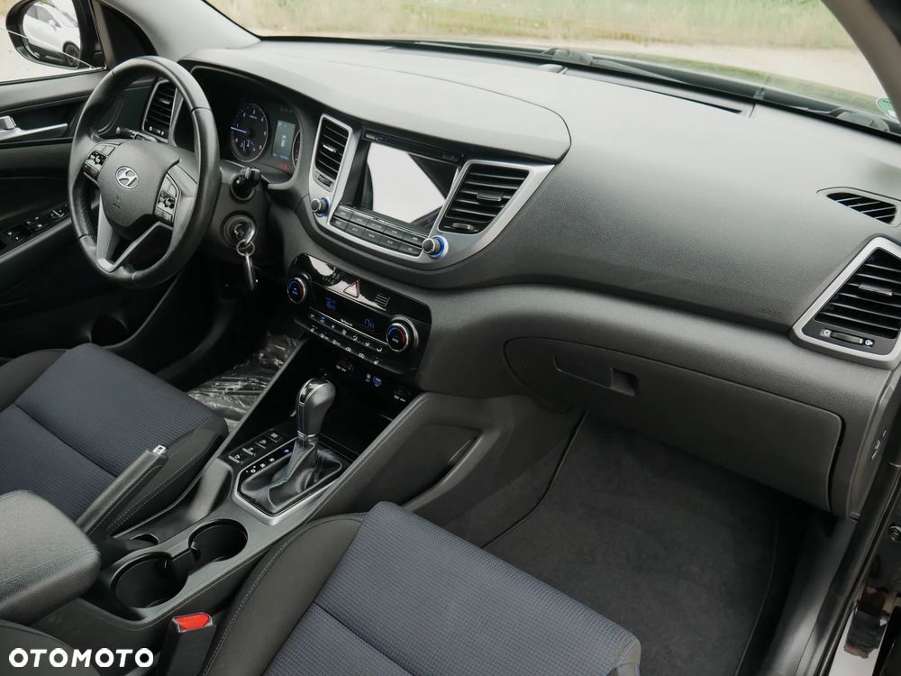 Hyundai Tucson 1.7 CRDI BlueDrive Comfort 2WD DCT - 23