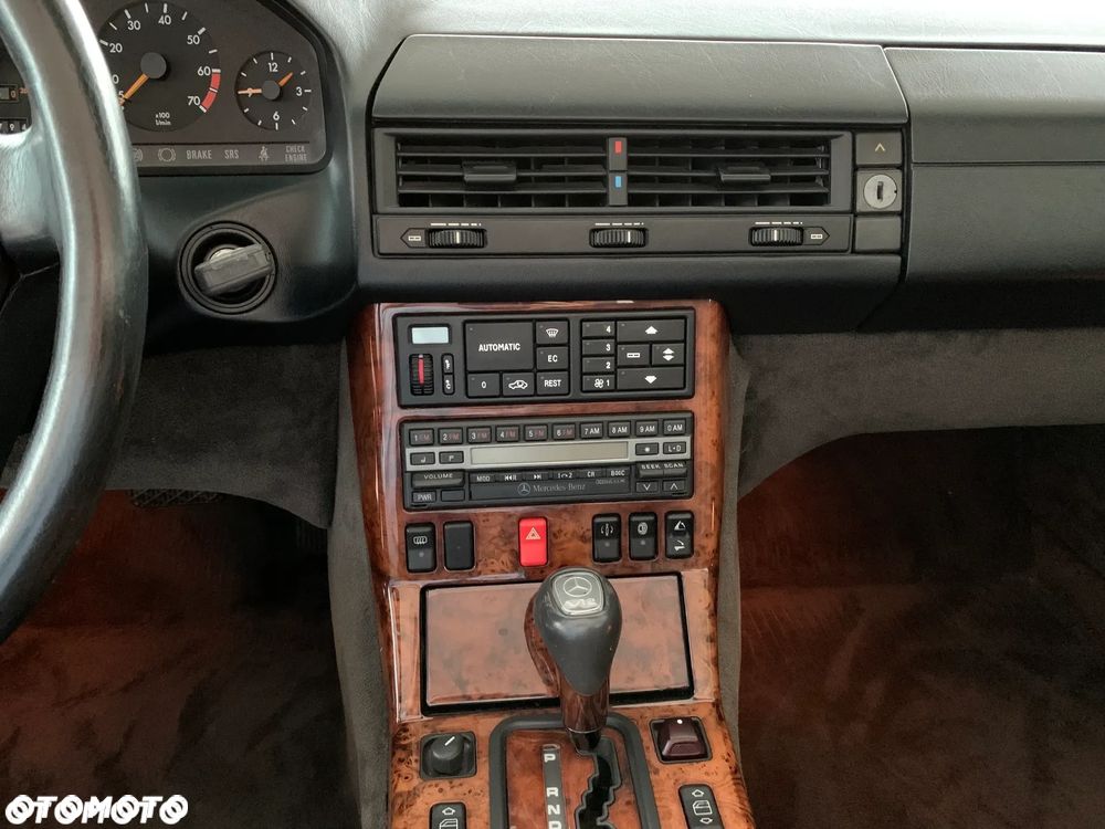 Mercedes-Benz SL - 15