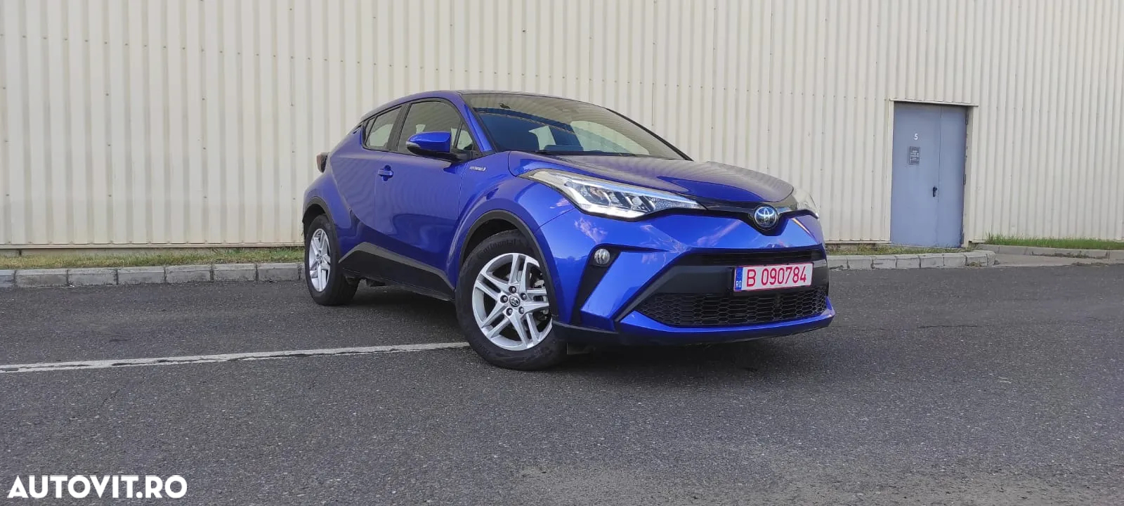 Toyota C-HR Hybrid Business-Edition - 6