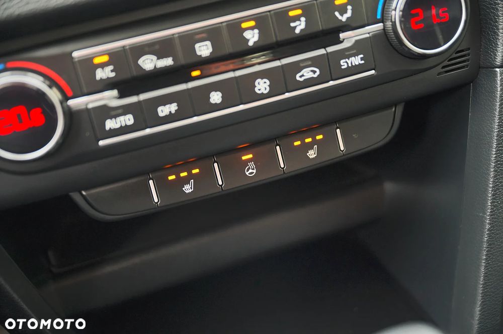 Kia ProCeed 1.5 T-GDI DCT7 OPF GT LINE - 31