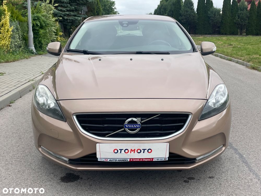 Volvo V40 D2 Kinetic - 23