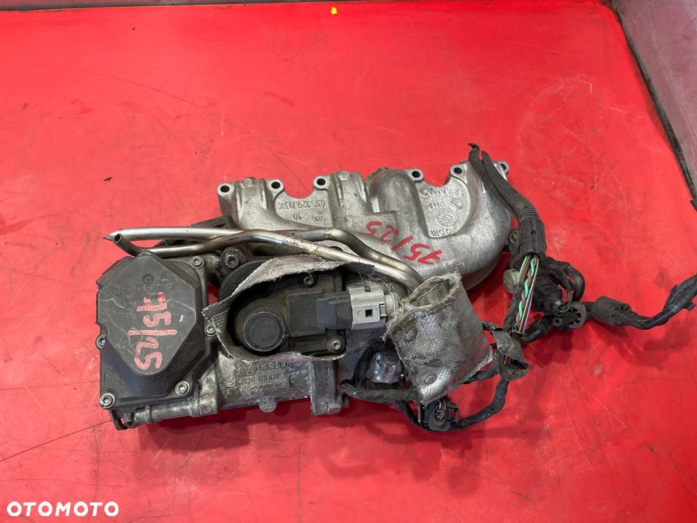 KOLEKTOR SSĄCY VOLKSWAGEN  03G129713K  03G129637A - 6