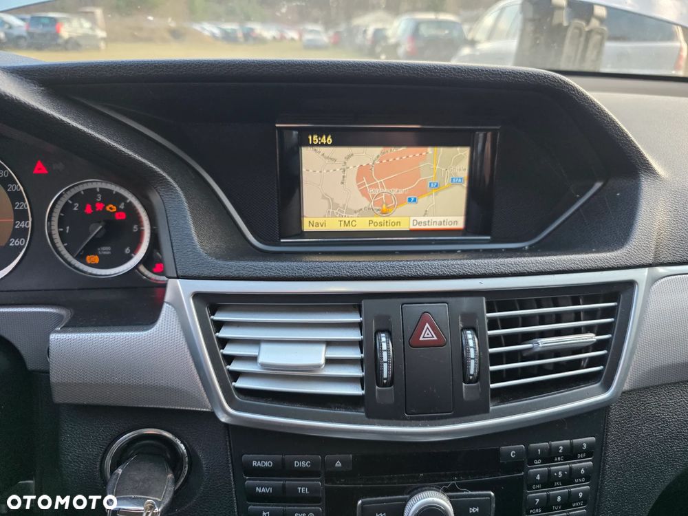 Mercedes-Benz Klasa E 200 CDI Elegance - 13