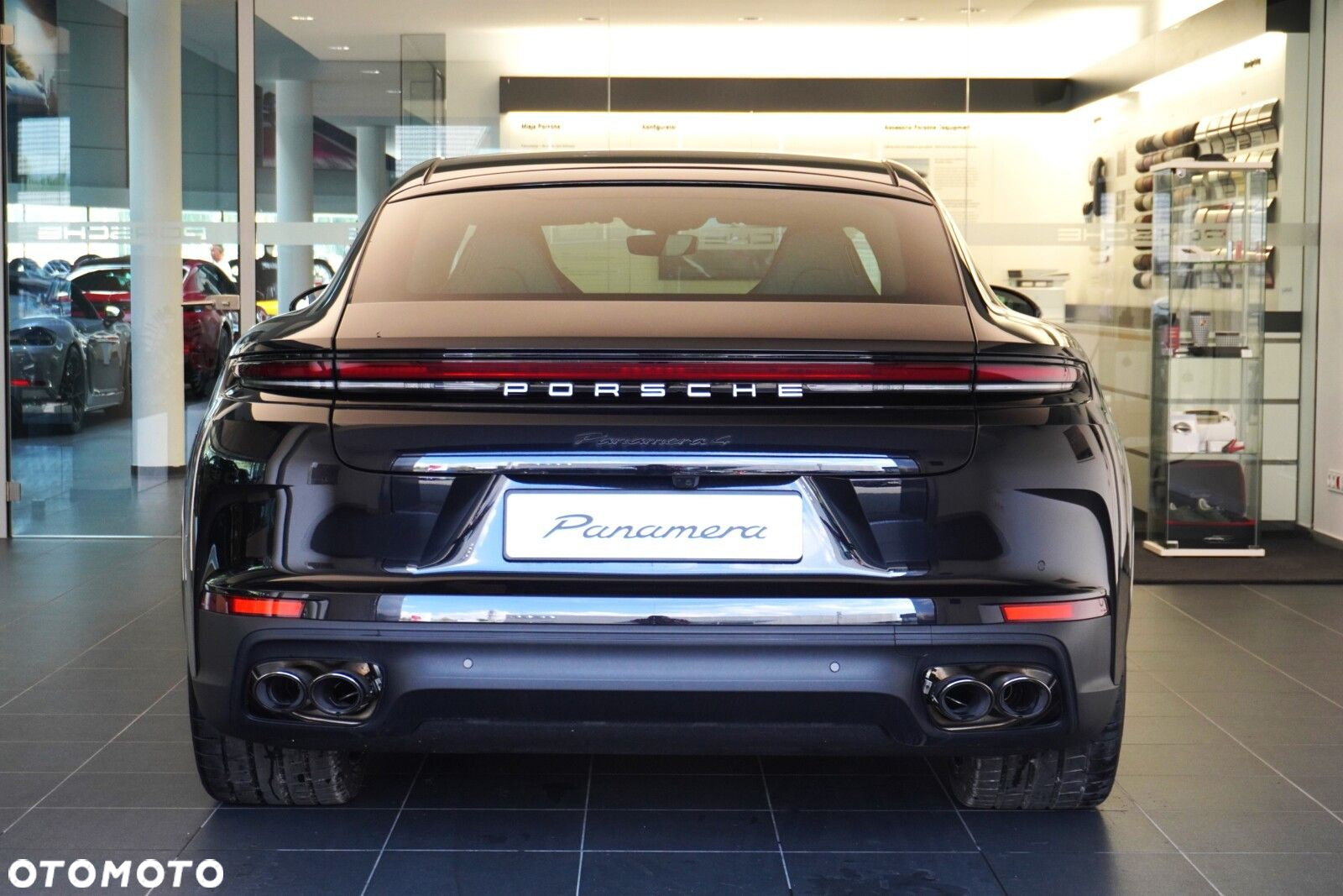Porsche Panamera - 8