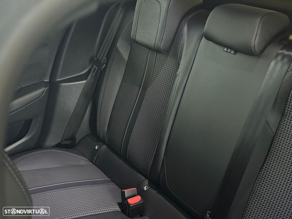 Peugeot e-208 50 kWh GT Pack - 36