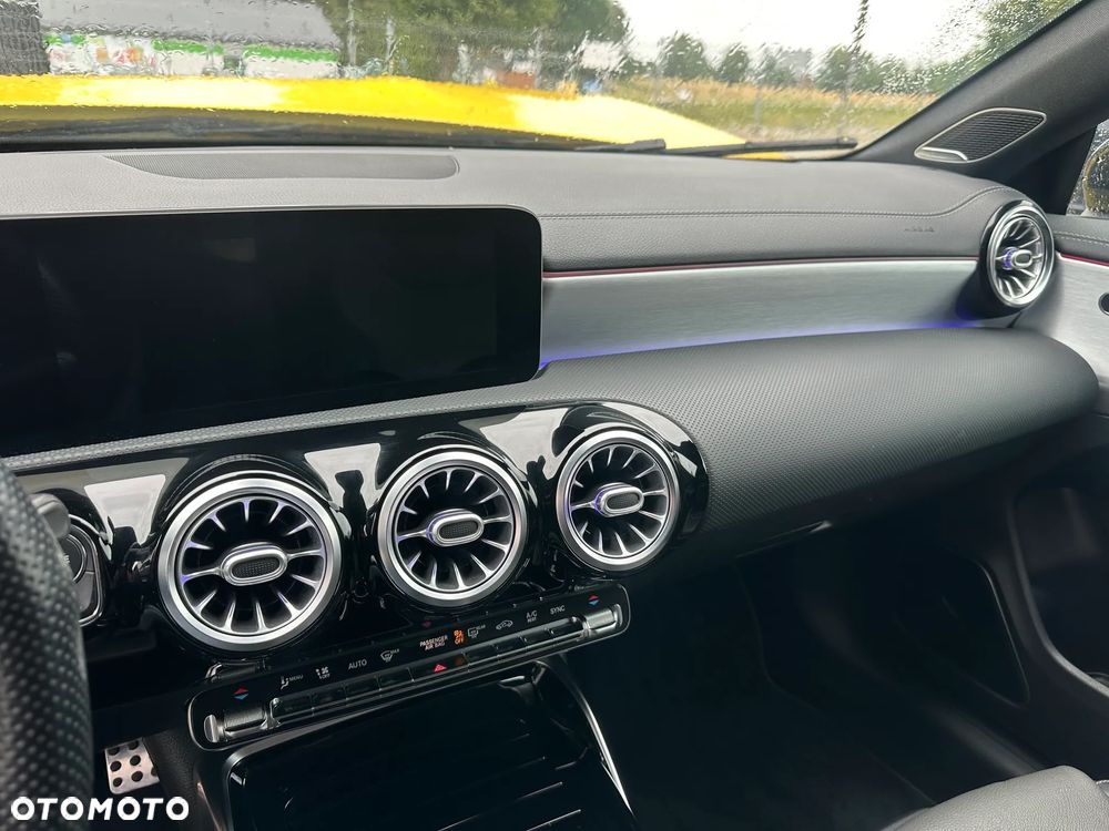 Mercedes-Benz CLA AMG 35 4-Matic 7G-DCT - 13