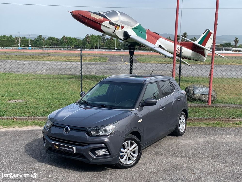 SsangYong Tivoli - 1