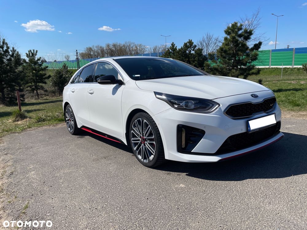 Kia ProCeed - 25