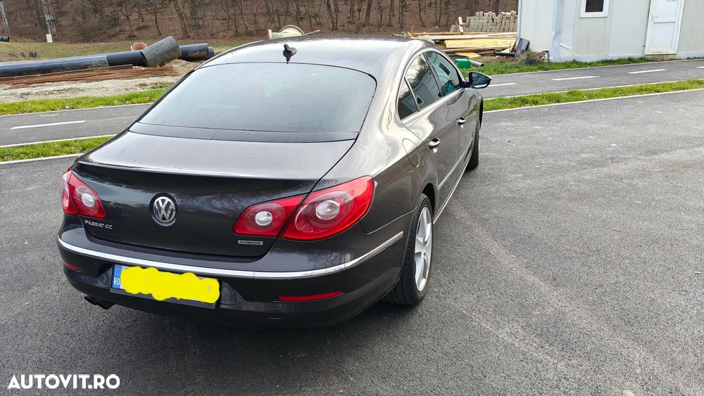 Volkswagen Passat Variant 2.0 TDI Blue TDI DSG Comfortline - 13