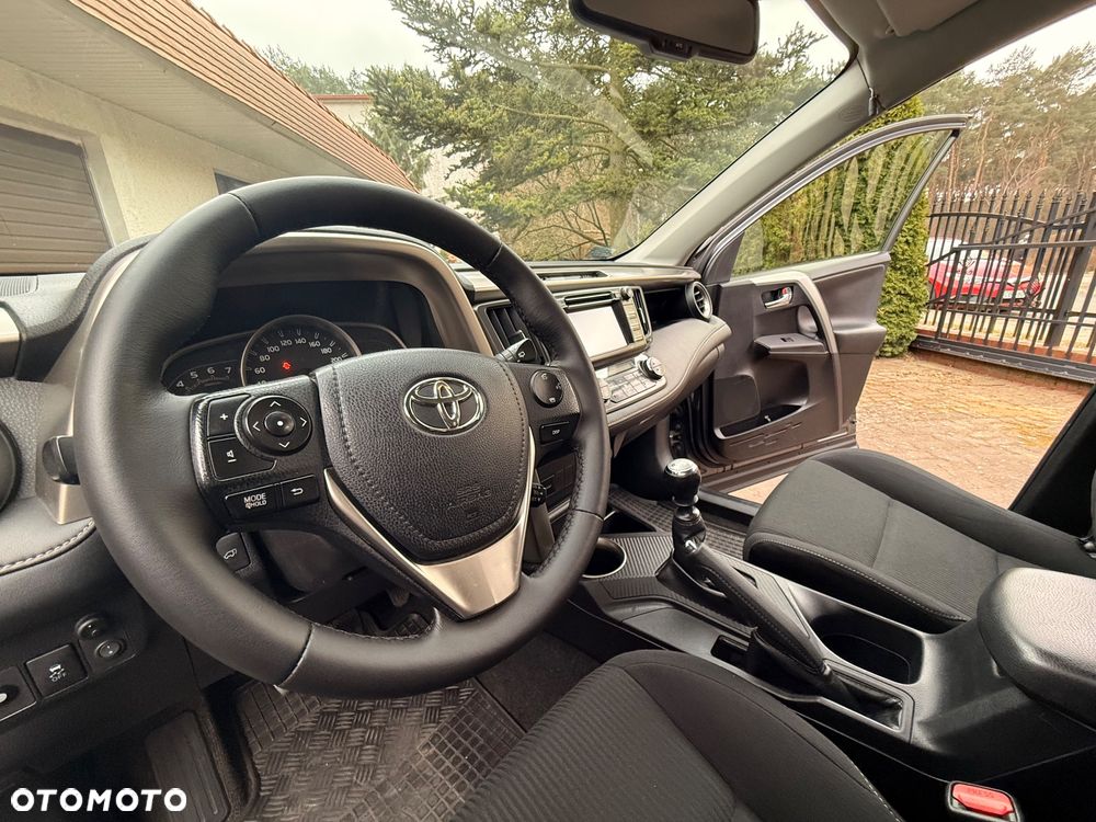 Toyota RAV4 2.0 D-4D Premium - 7