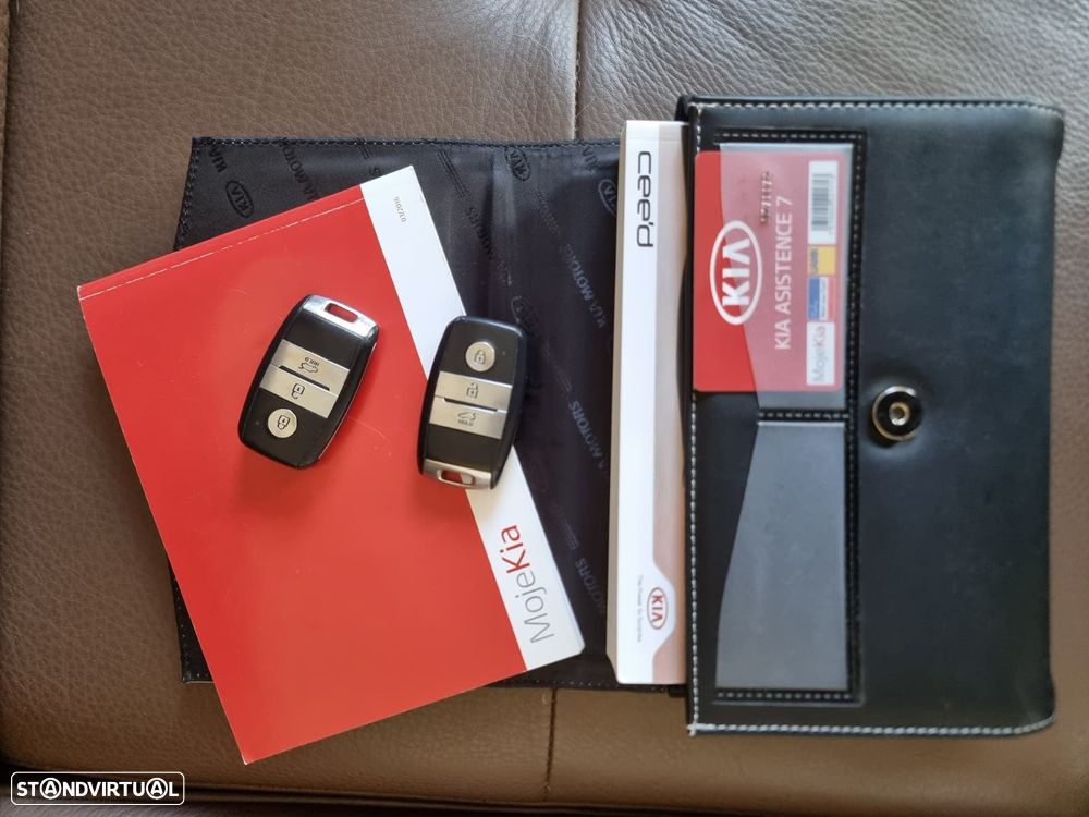 Kia Ceed 1.6 CRDi 136 ISG GT Line - 57