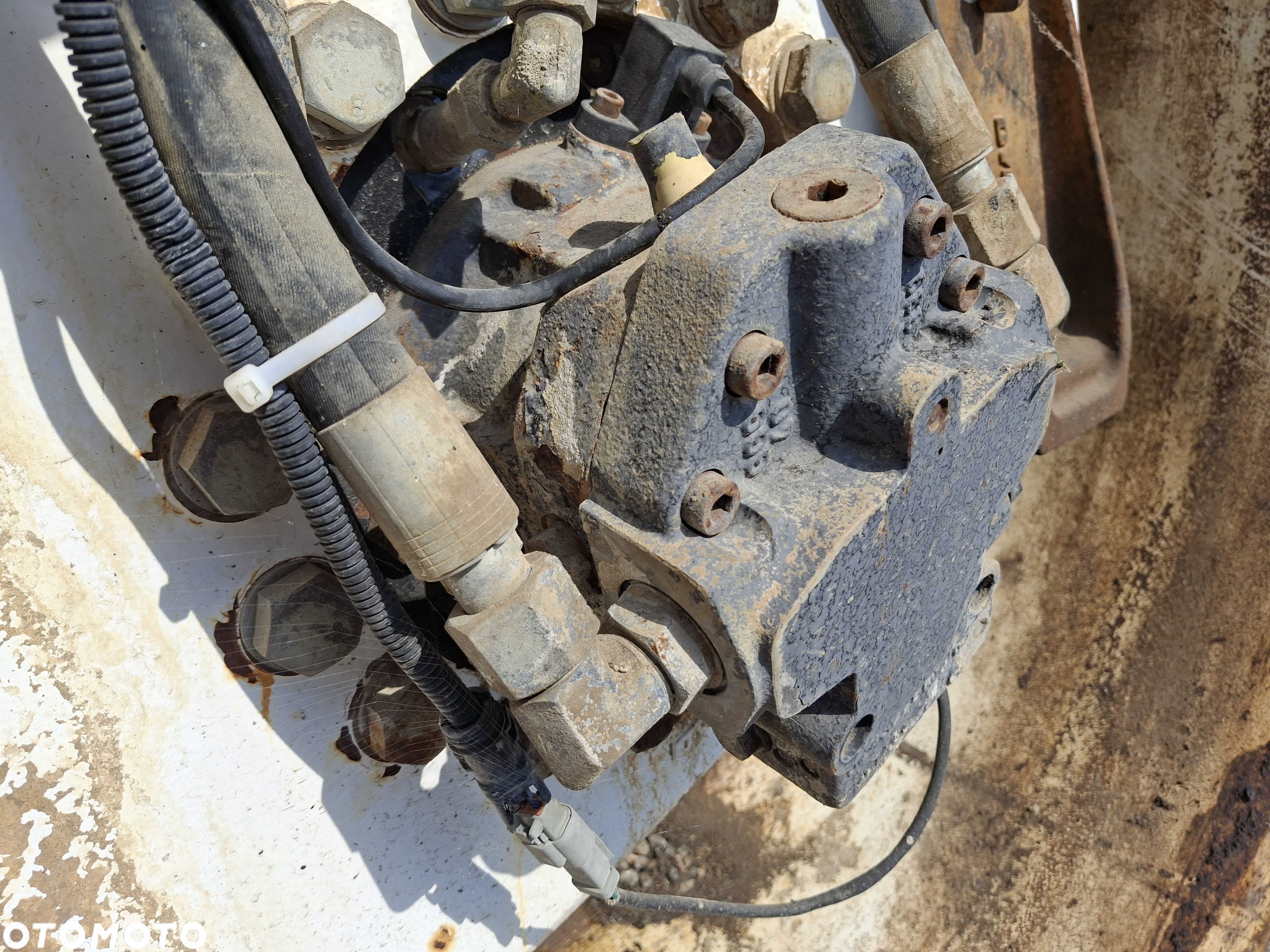 Dynapac FH 424 - 9