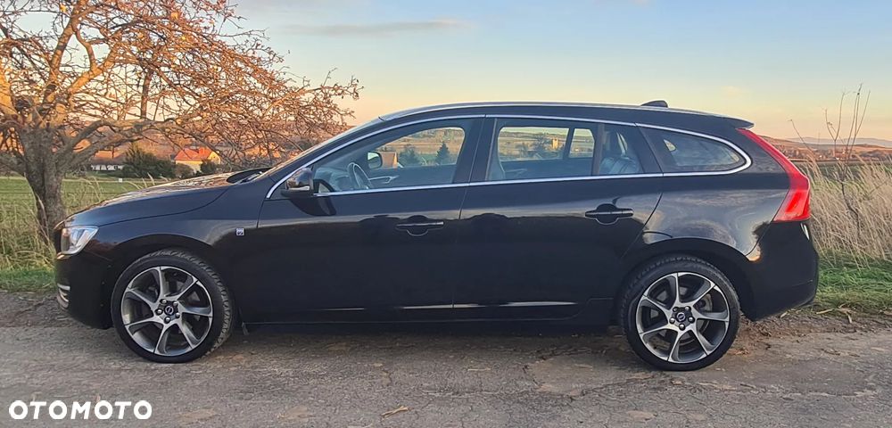 Volvo V60 D2 Drive-E Ocean Race - 2