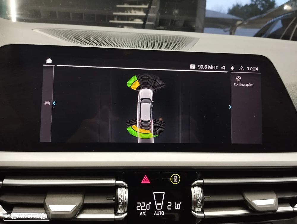 BMW 320 e Corporate Edition Auto - 25