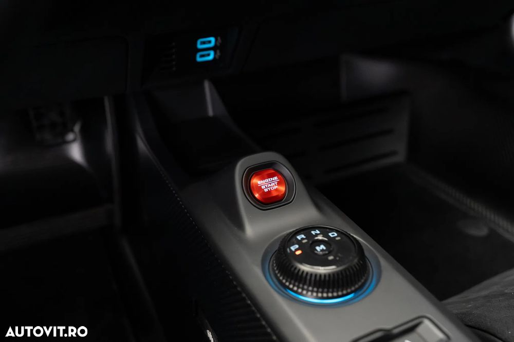 Ford GT - 22
