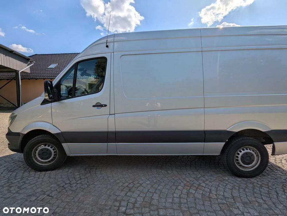 Mercedes-Benz Sprinter - 15