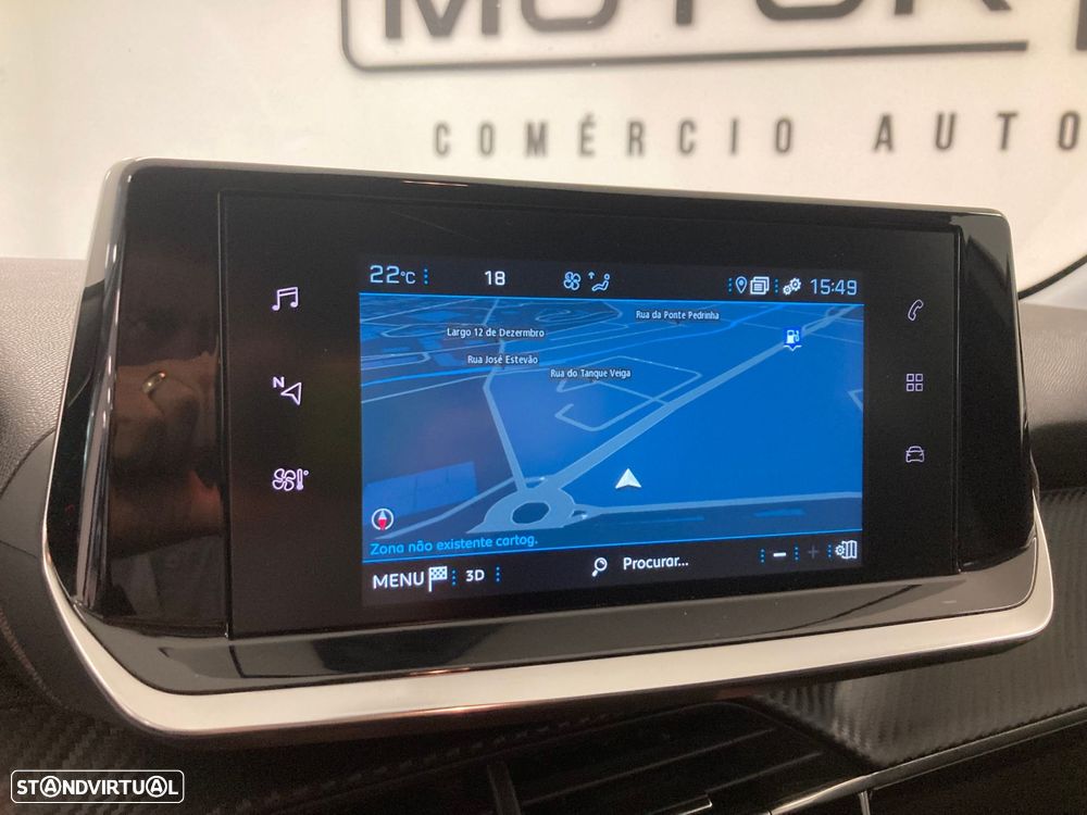 Peugeot 208 1.2 PureTech Allure EAT8 - 28