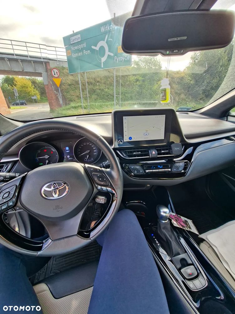 Toyota C-HR - 13