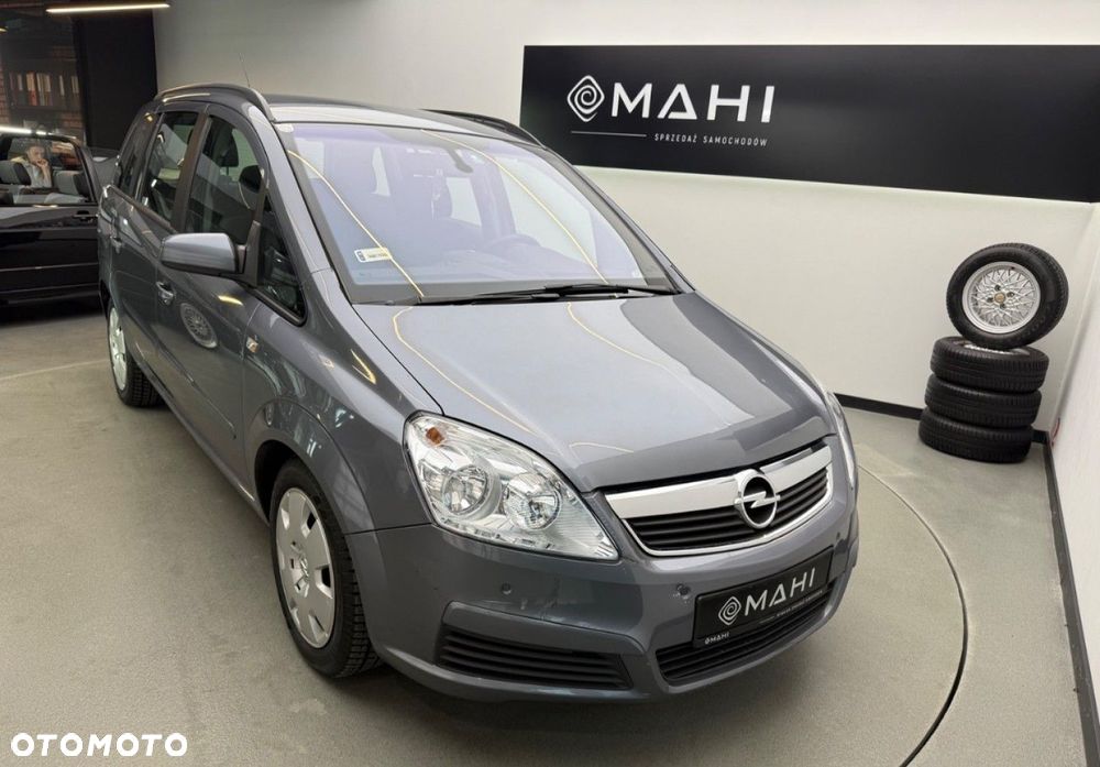 Opel Zafira - 2