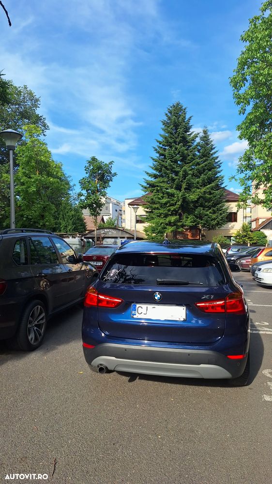BMW X1 sDrive18i - 8