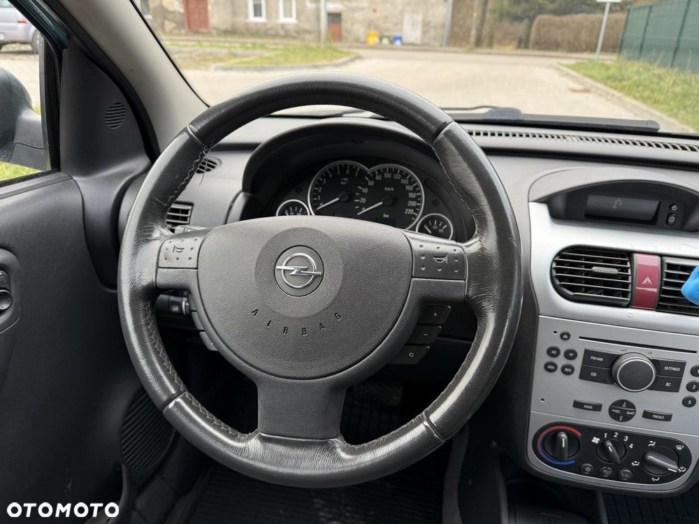 Opel Corsa 1.2 16V Cosmo Easytronic - 22