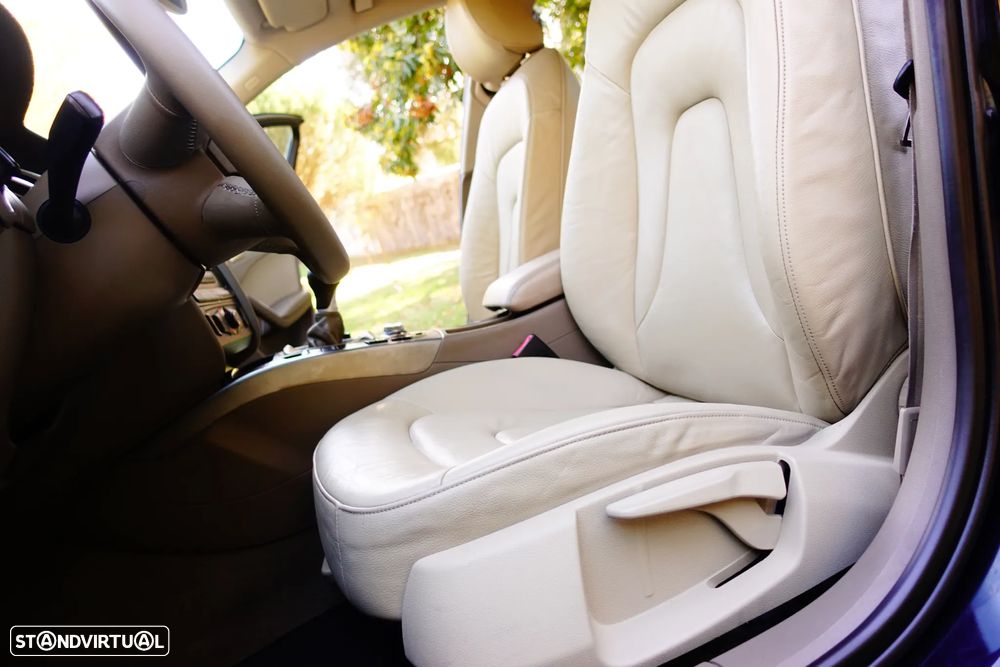 Audi A4 2.0 TDI S-line - 33