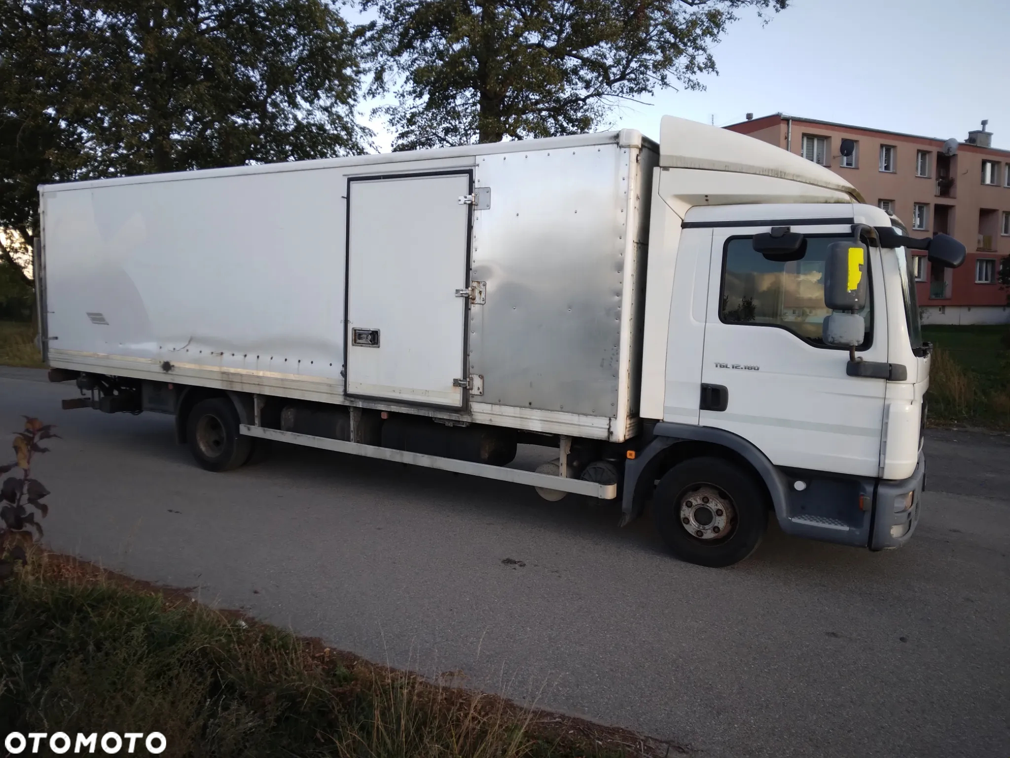MAN TGL 12.180 - 4