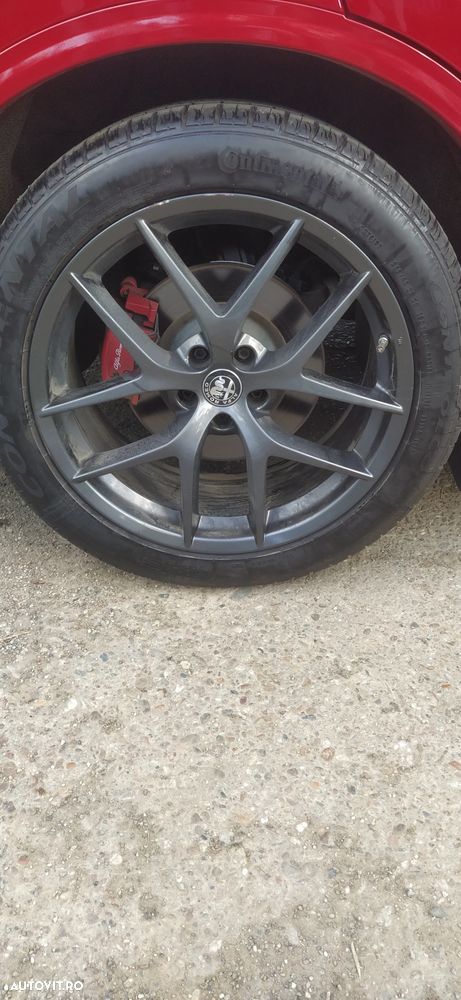 Alfa Romeo Stelvio 2.0 Turbo 16V AT8-Q4 Ti - 13